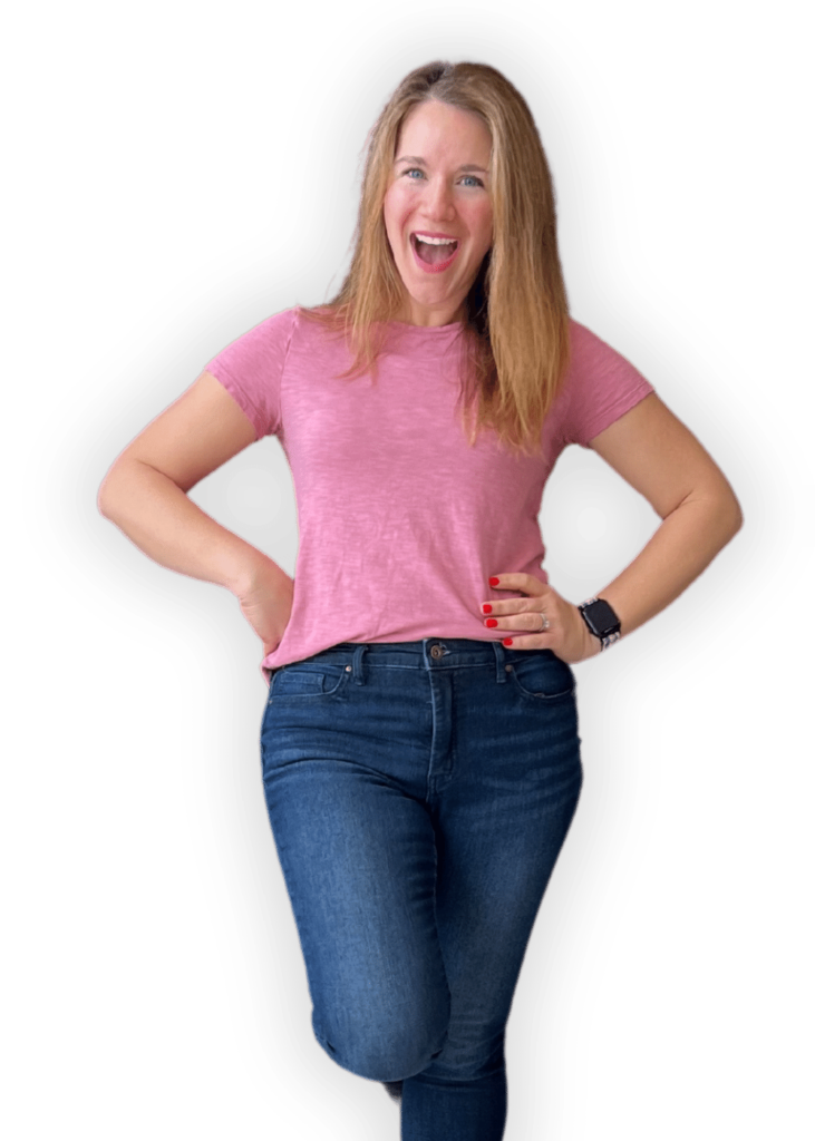 Alicia Krasko Stepmom Coach Stepmom help Stepmom support Stepmom advice Alicia standing in a pink shirt smiling